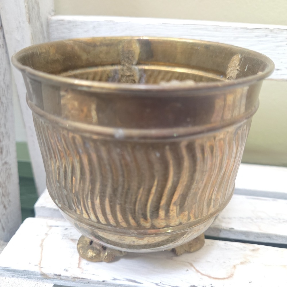 Vintage Solid Brass 3-Footed Flower Planter Pot Cauldron Cottage Core Succulent - Picture 3 of 12